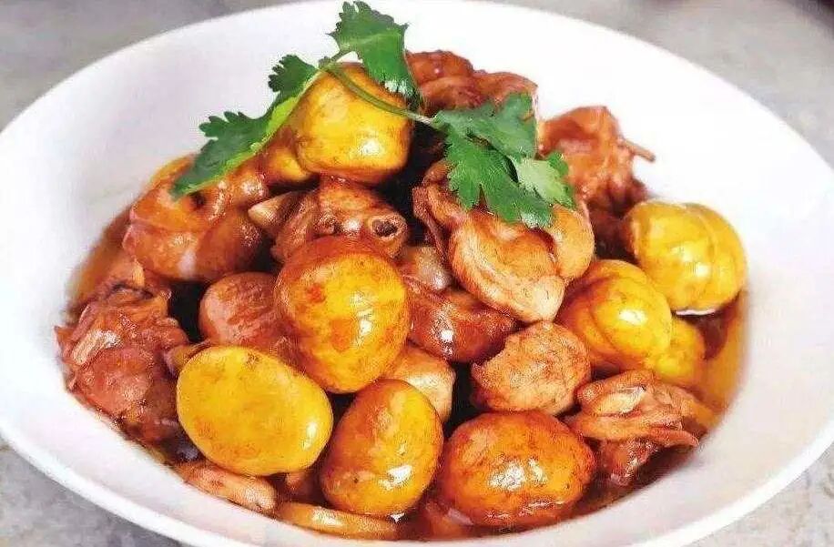 六合餐飲丨秋日食光，我們準(zhǔn)時(shí)開(kāi)餐！